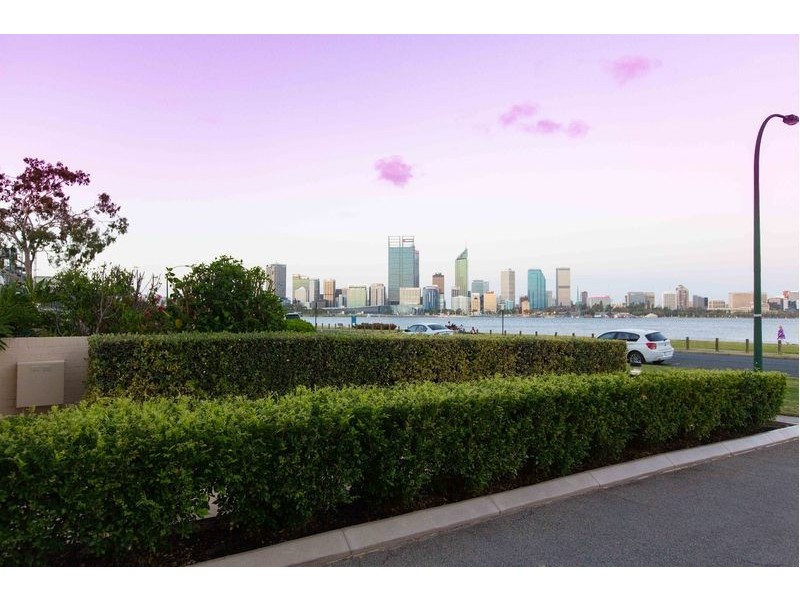 32/39 South Perth Esplanade, South Perth WA 6151