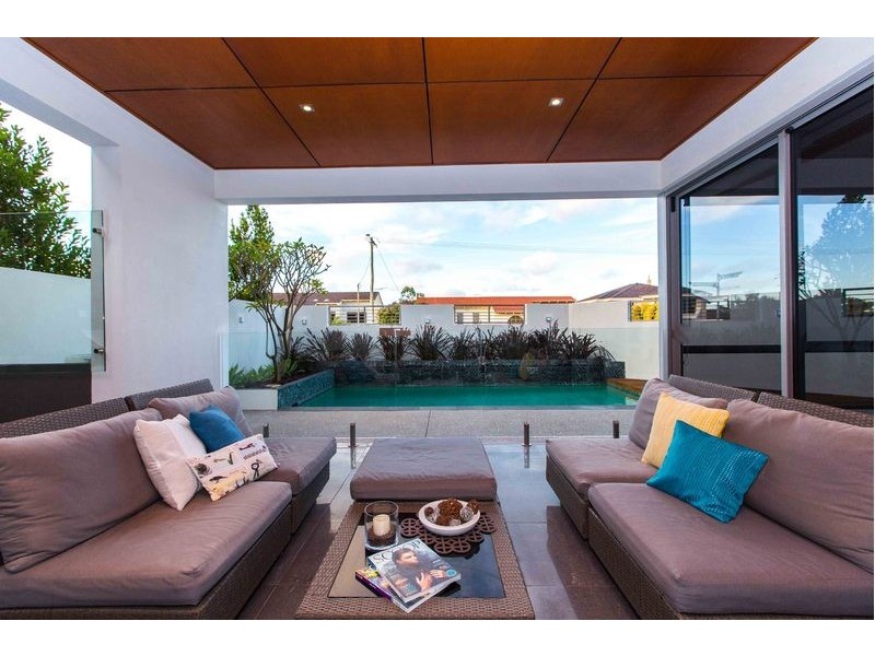 2 Tarongo Way, City Beach WA 6015