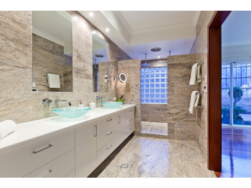 4 Meelah Road, City Beach WA 6015