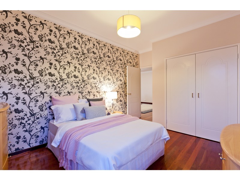 4 Meelah Road, City Beach WA 6015