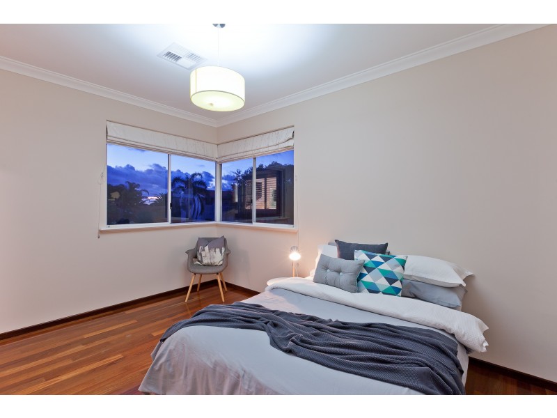 4 Meelah Road, City Beach WA 6015