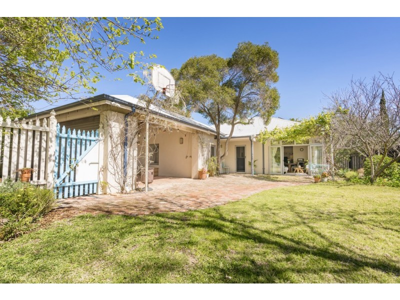 15A Mimosa Avenue, Mount Claremont WA 6010