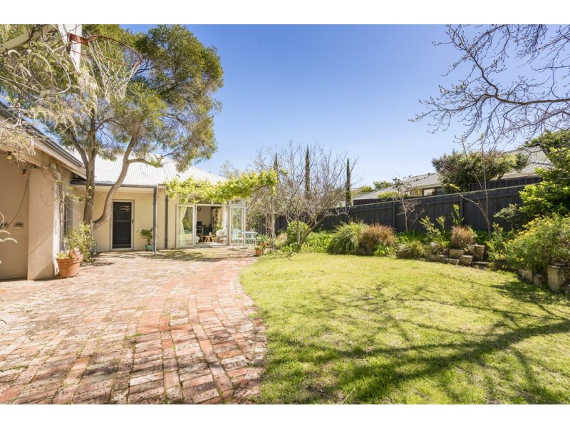 15A Mimosa Avenue, Mount Claremont WA 6010