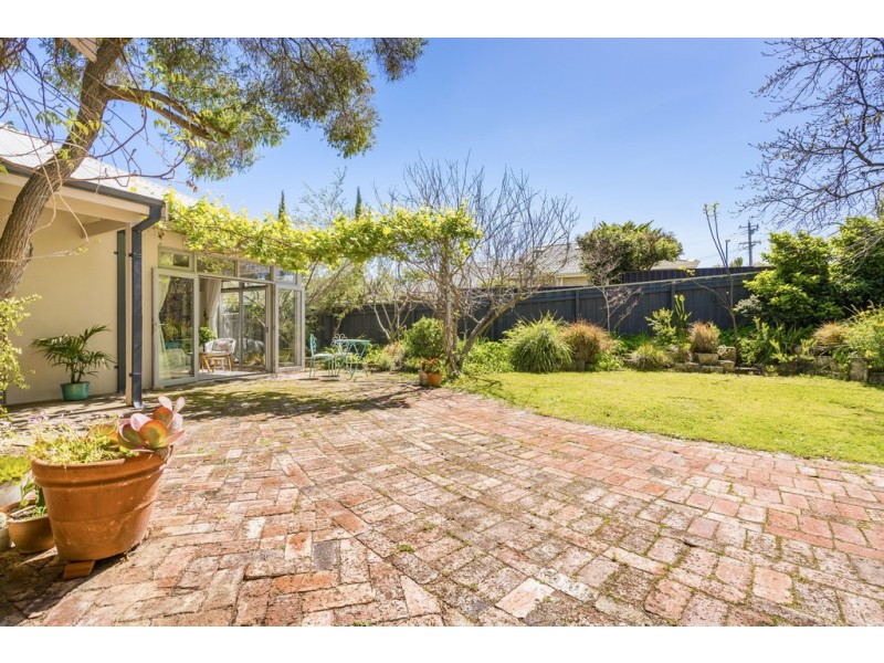 15A Mimosa Avenue, Mount Claremont WA 6010