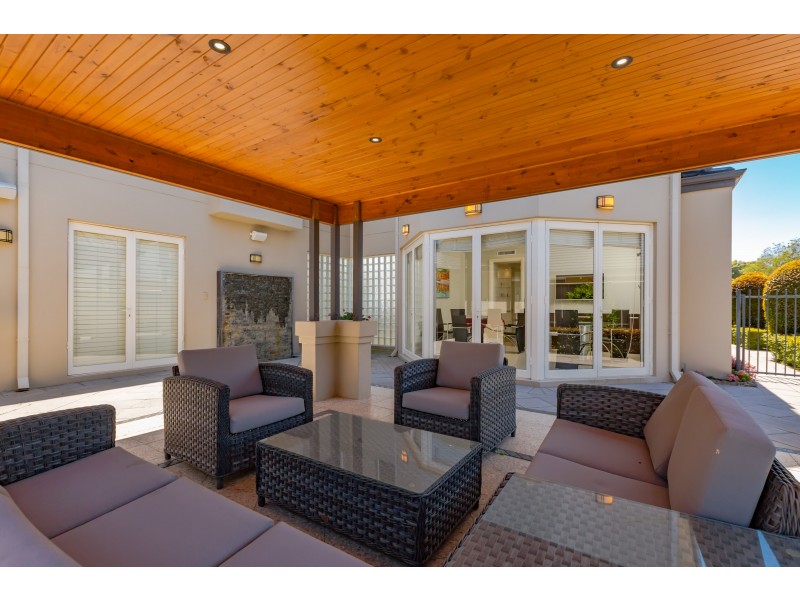 50 Watkins Road, Dalkeith WA 6009