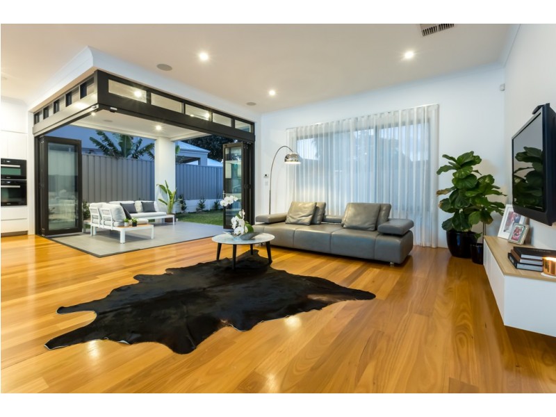 27A Alfred Road, Mount Claremont WA 6010