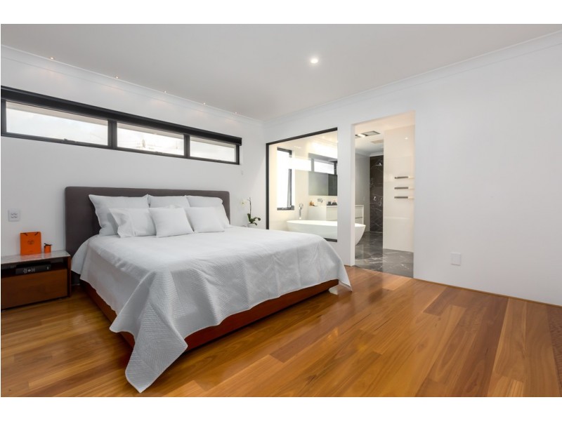 27A Alfred Road, Mount Claremont WA 6010