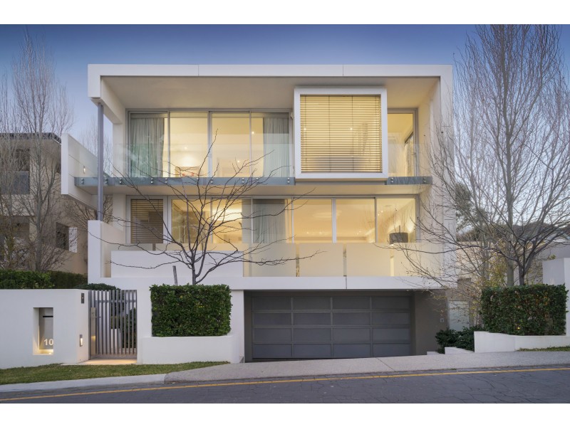 10 Bungalow Court, Peppermint Grove WA 6011