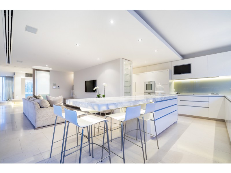 10 Bungalow Court, Peppermint Grove WA 6011