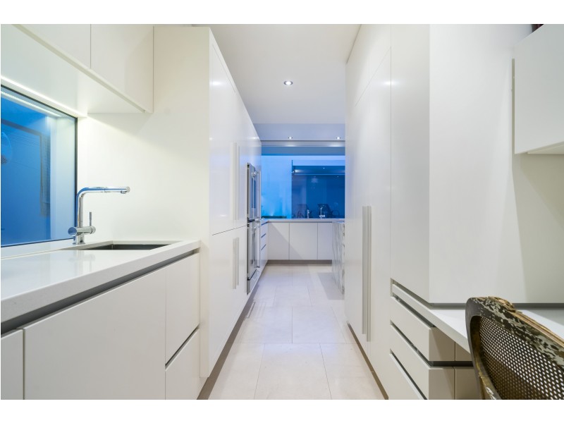 10 Bungalow Court, Peppermint Grove WA 6011