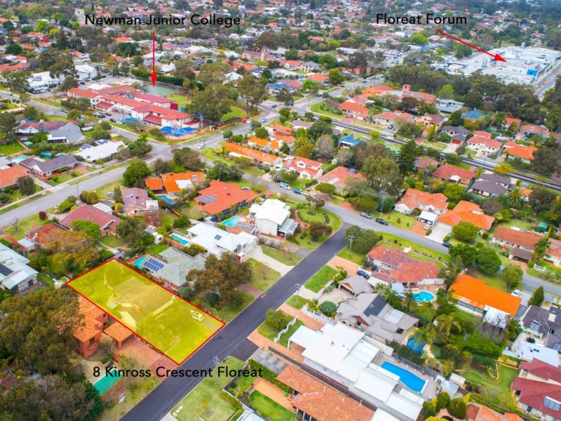 8 Kinross Crescent, Floreat WA 6014