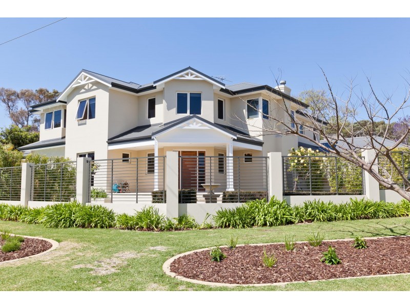 54 Chandler Avenue West, Floreat WA 6014