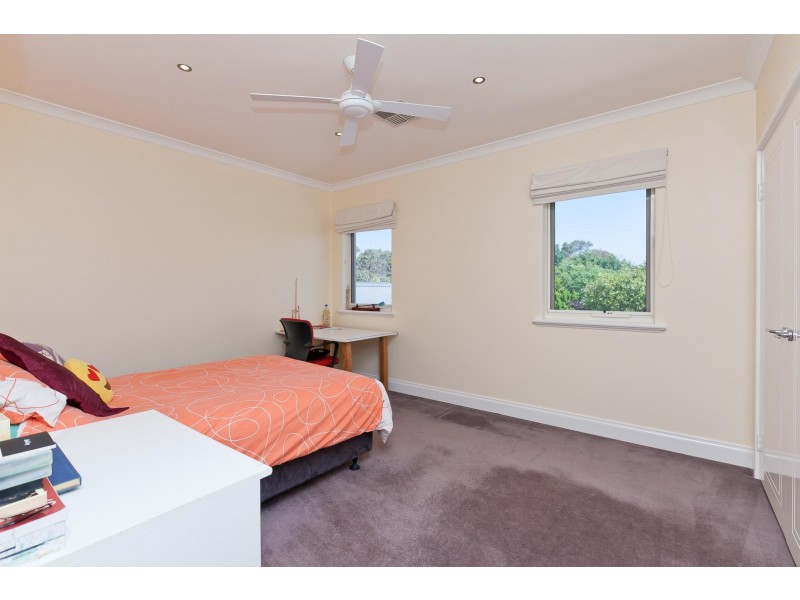 54 Chandler Avenue West, Floreat WA 6014