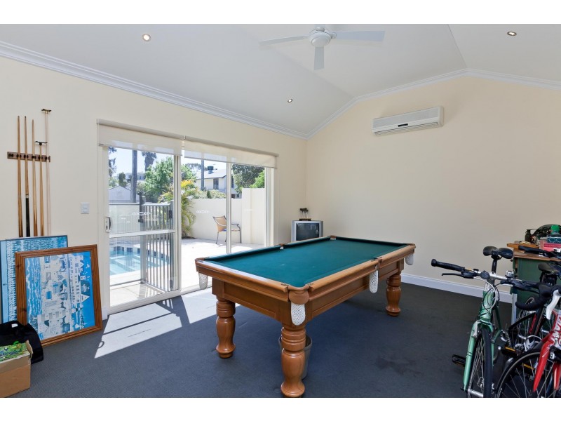 54 Chandler Avenue West, Floreat WA 6014