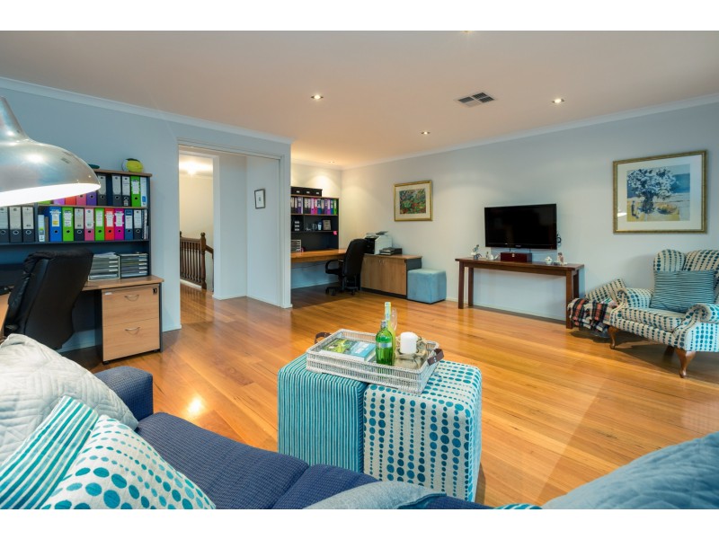 17 Edna Road, Dalkeith WA 6009