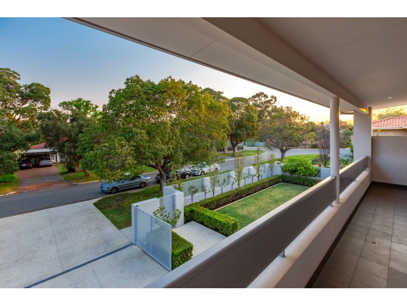 17 Edna Road, Dalkeith WA 6009