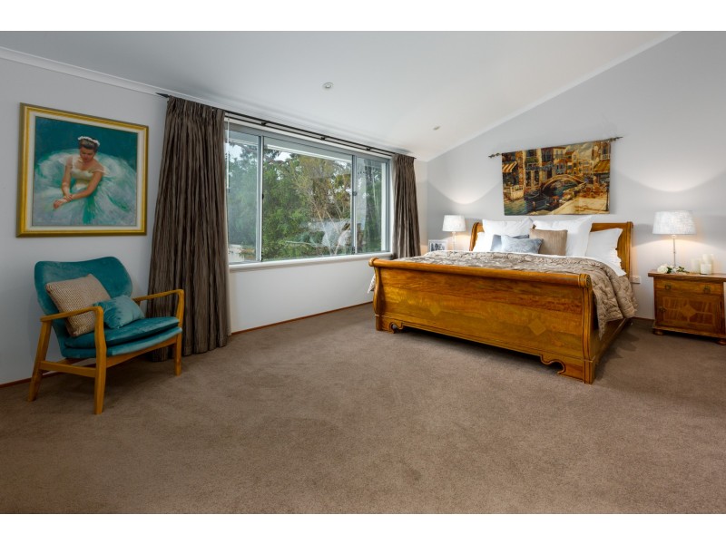 17 Edna Road, Dalkeith WA 6009