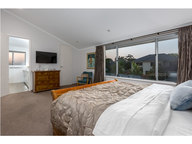 17 Edna Road, Dalkeith WA 6009