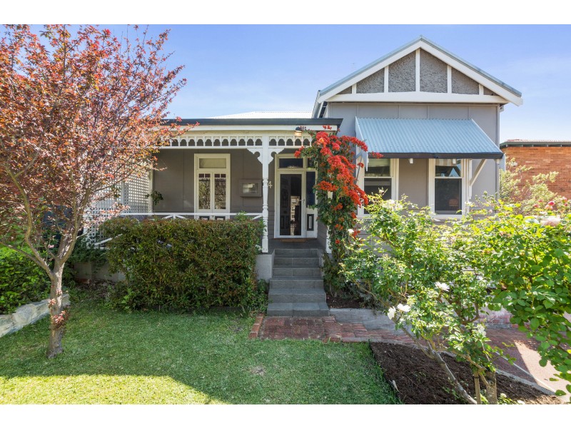 14 Devon Road, Swanbourne WA 6010