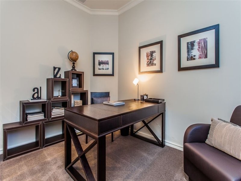 26 Mount Henry Road, Salter Point WA 6152