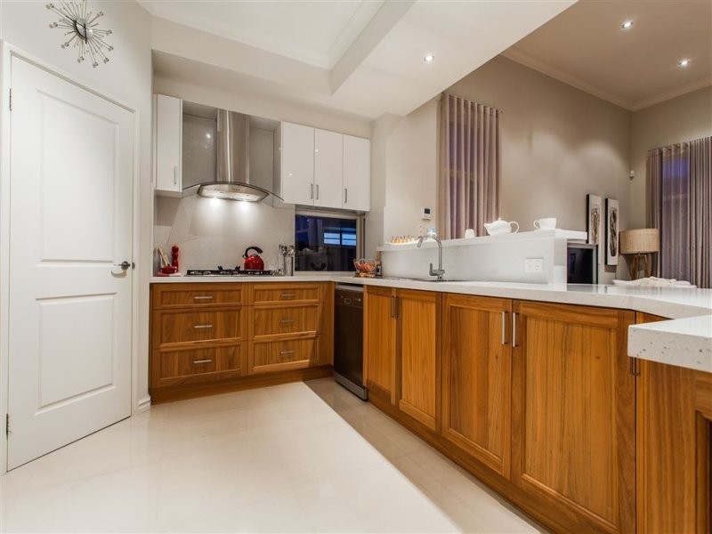 26 Mount Henry Road, Salter Point WA 6152