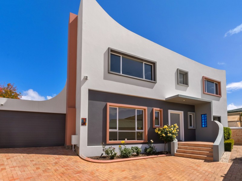 8A Chiswick Street, Wembley Downs WA 6019