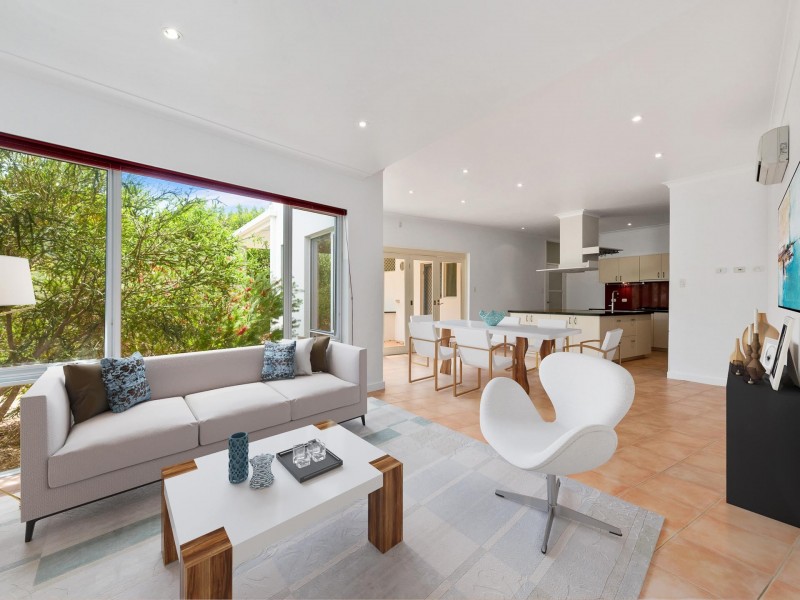 8A Chiswick Street, Wembley Downs WA 6019