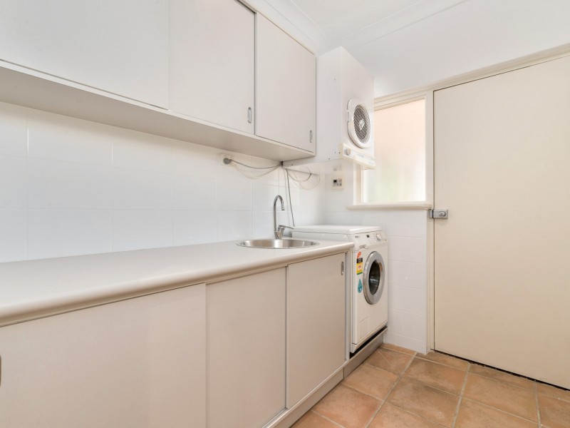 8A Chiswick Street, Wembley Downs WA 6019