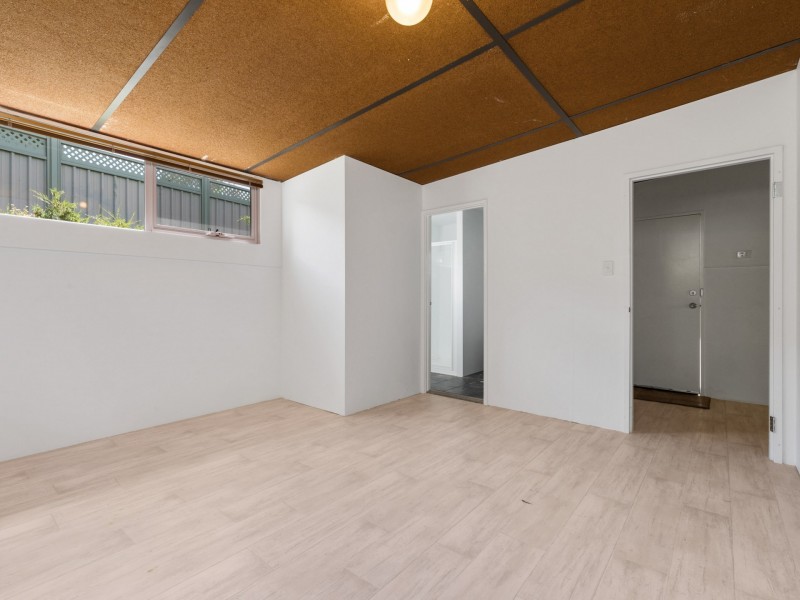 8A Chiswick Street, Wembley Downs WA 6019