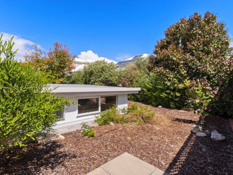 8A Chiswick Street, Wembley Downs WA 6019
