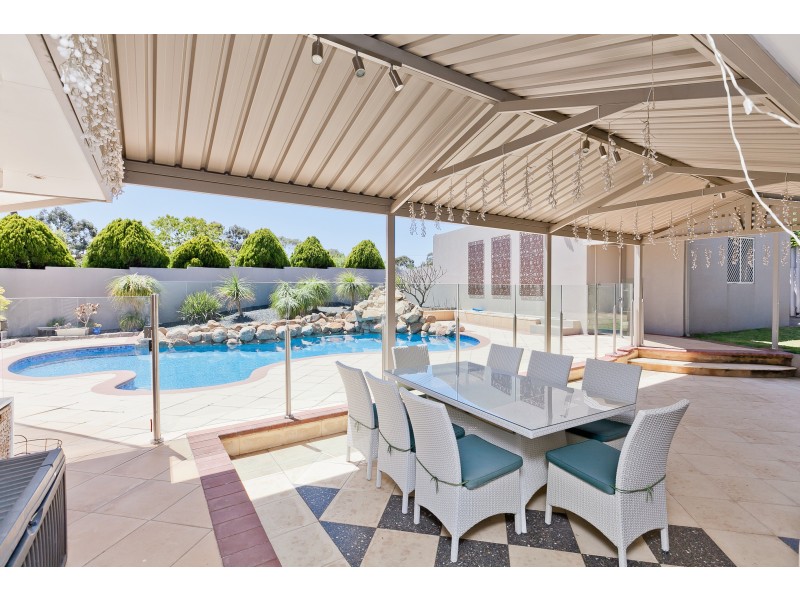 2 Georgian Rise, Willetton WA 6155