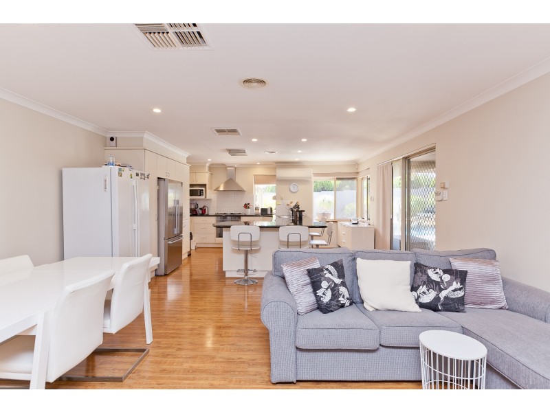 2 Georgian Rise, Willetton WA 6155