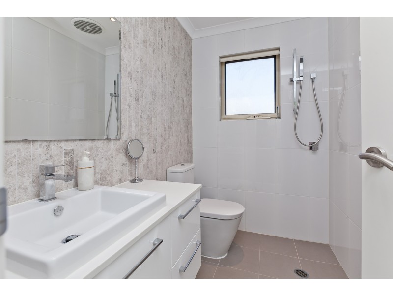 2 Georgian Rise, Willetton WA 6155