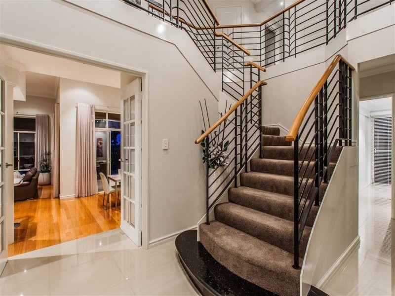 26 Mount Henry Road, Salter Point WA 6152