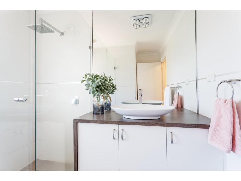 15 Lowan Loop, Karawara WA 6152