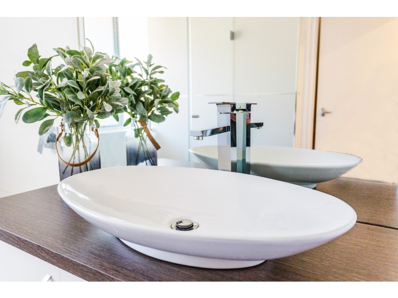 15 Lowan Loop, Karawara WA 6152