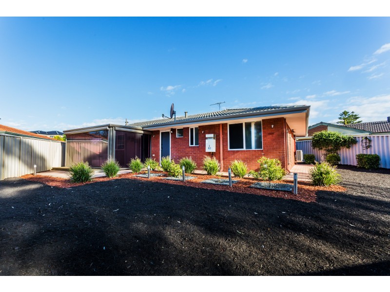 15 Lowan Loop, Karawara WA 6152