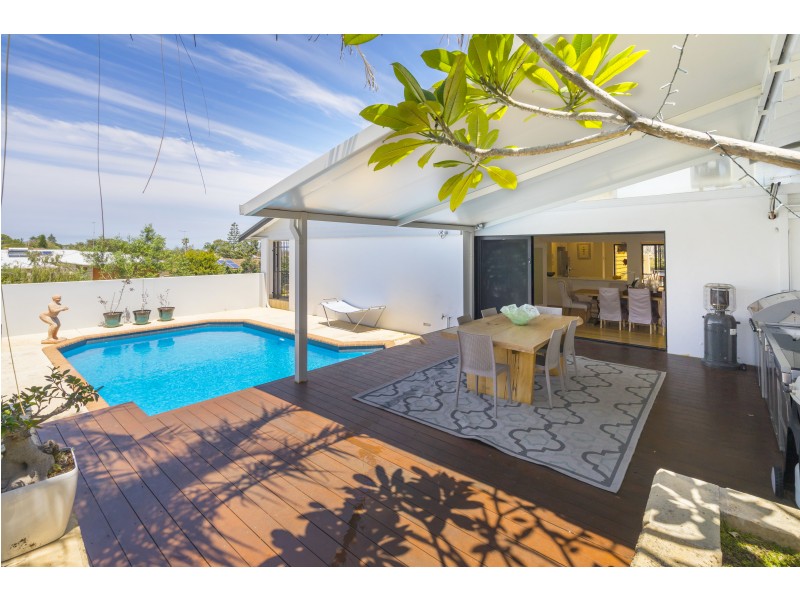 50 Tilton Terrace, City Beach WA 6015