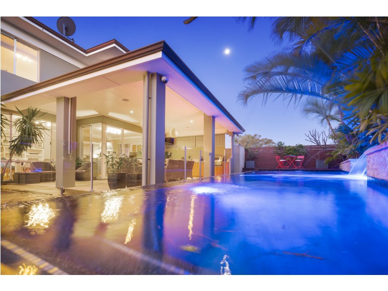 10 Bishop Riley Way, Churchlands WA 6018