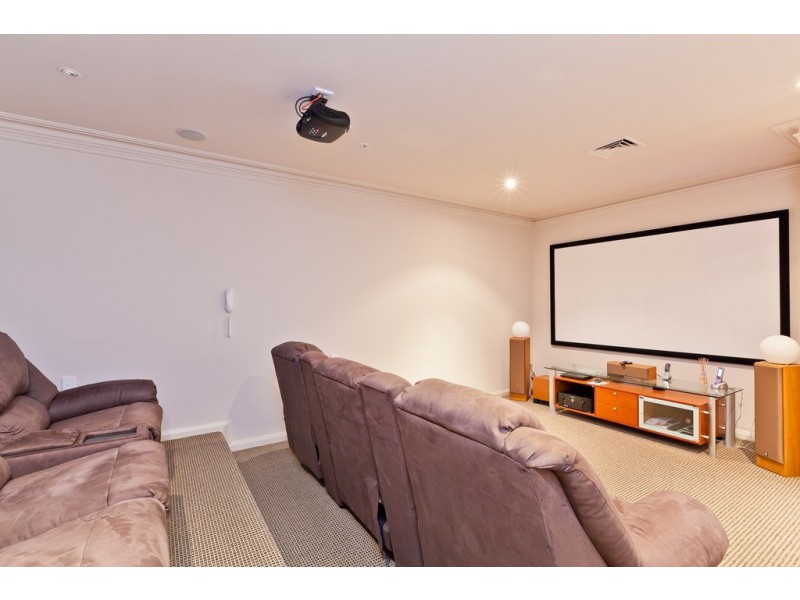 36 Viking Road, Dalkeith WA 6009