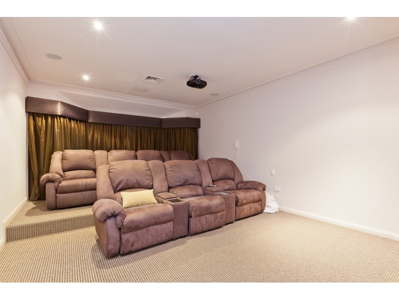 36 Viking Road, Dalkeith WA 6009