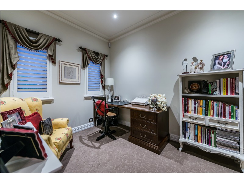 12 Gibraltar Way, East Perth WA 6004