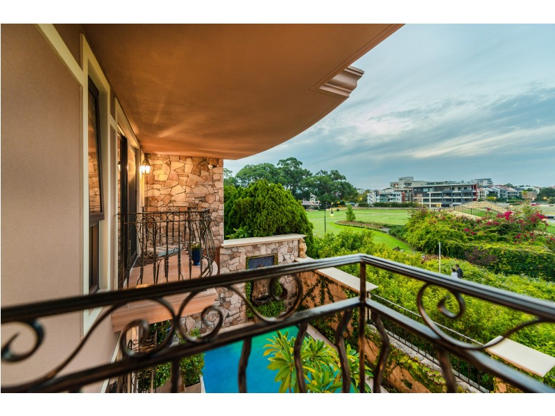 12 Gibraltar Way, East Perth WA 6004