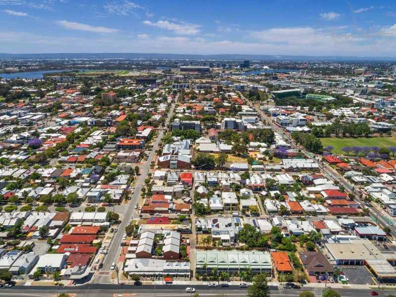 39A Knebworth Avenue, Perth WA 6000