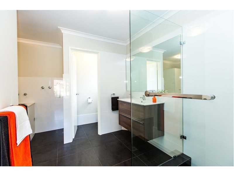 23/5 Waterway Court, Churchlands WA 6018