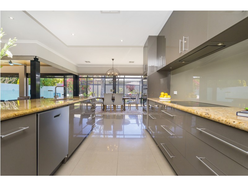86 Adelma Road, Dalkeith WA 6009
