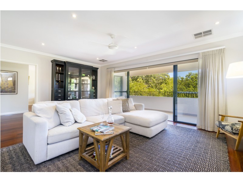 86 Adelma Road, Dalkeith WA 6009