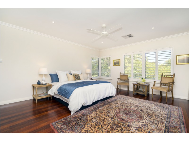 86 Adelma Road, Dalkeith WA 6009