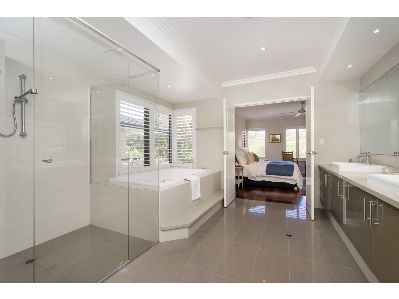 86 Adelma Road, Dalkeith WA 6009