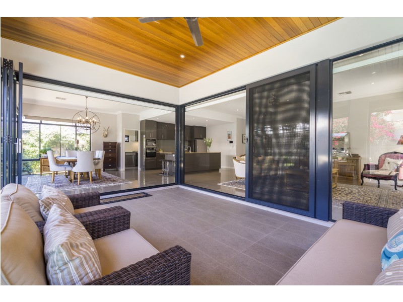 86 Adelma Road, Dalkeith WA 6009